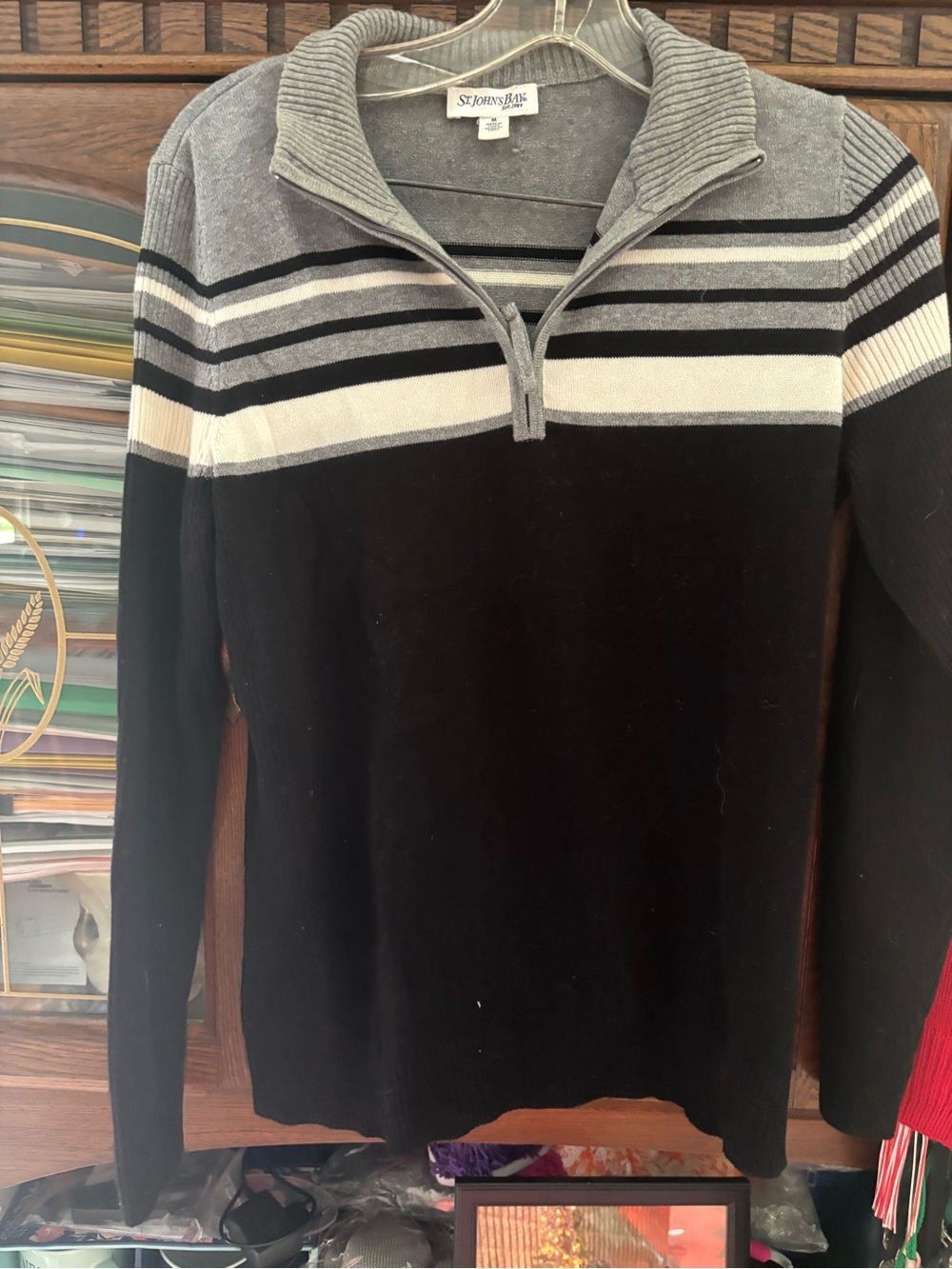 Sweater - Picture 2 of 4